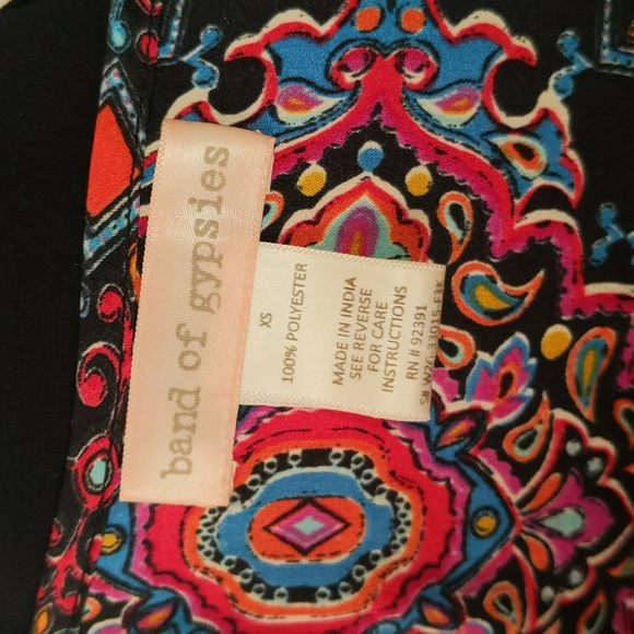 Band of Gypsies 3/4 length sleeve mandala type print dress with pockets sz XS - Picture 5 of 5